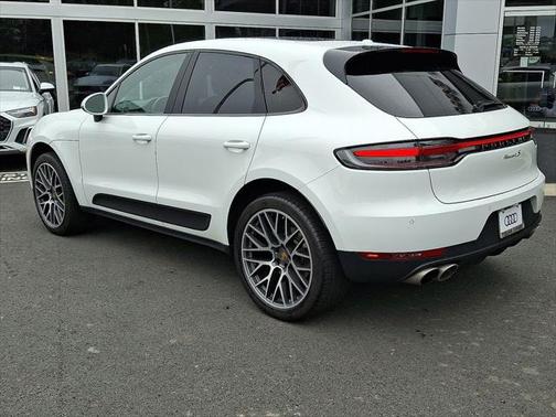 2020 Porsche Macan Base
