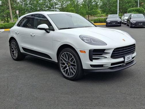 2020 Porsche Macan Base