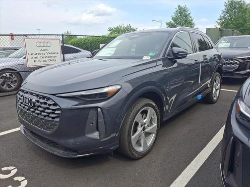 2025 Audi Q5 Premium Plus