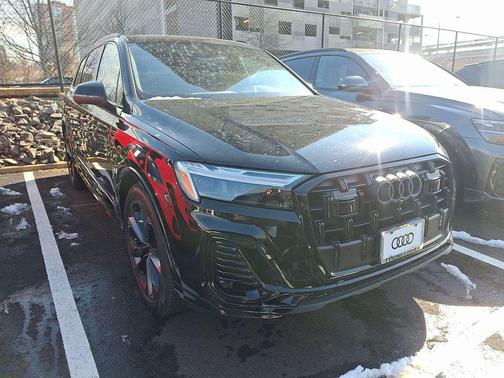 2026 Audi Q7 55 Premium Plus
