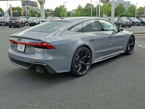 2025 Audi RS 7 4.0T Performance