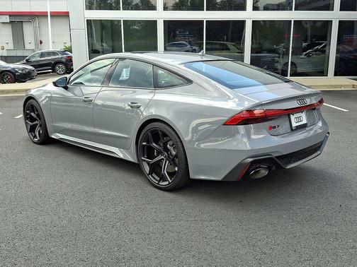 2025 Audi RS 7 4.0T Performance