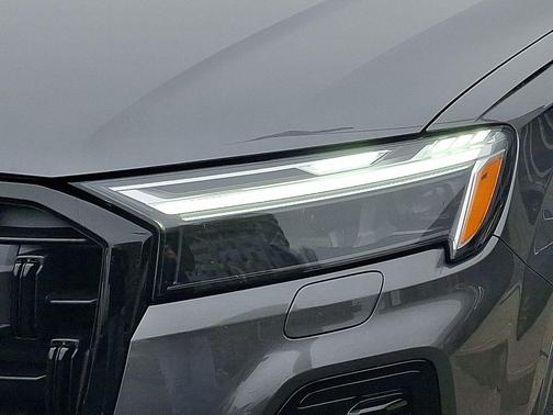 2026 Audi Q7 55 Premium Plus