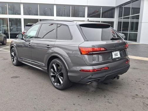 2026 Audi Q7 55 Premium Plus