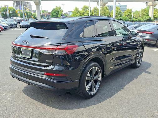 2023 Audi Q4 e-tron Prestige 50 quattro