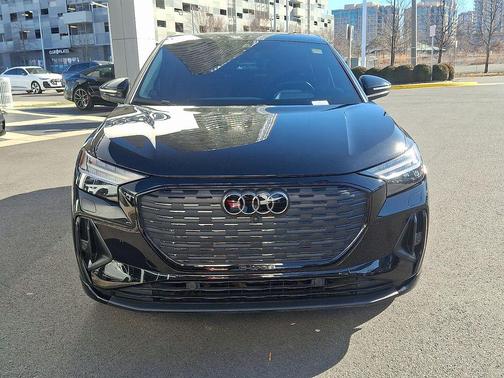 2023 Audi Q4 e-tron Prestige 50 quattro