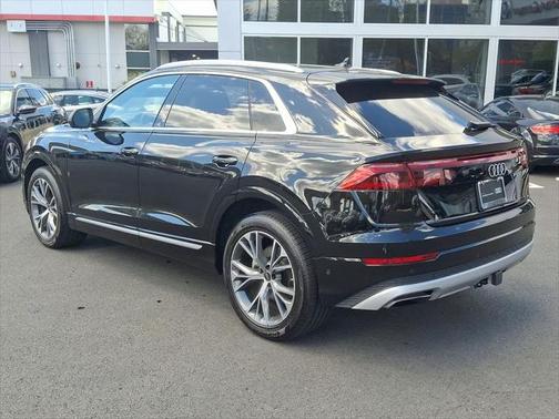 2024 Audi Q8 55 Prestige