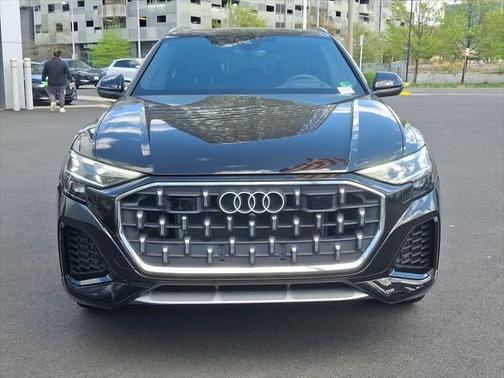 2024 Audi Q8 55 Prestige