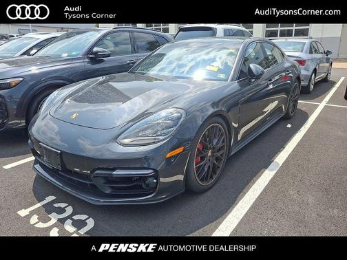 2020 Porsche Panamera GTS