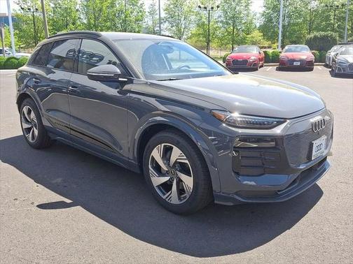 2025 Audi Q6 e-tron Prestige quattro