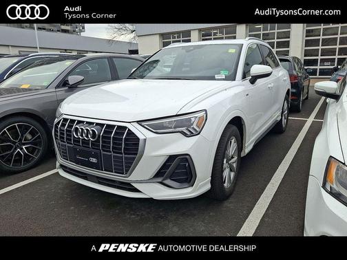 2025 Audi Q3 Premium 45 TFSI S line quattro Tiptronic