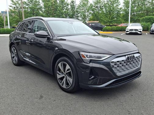 Madeira Brown Metallic 2024 Audi Q8 e-tron Premium Plus