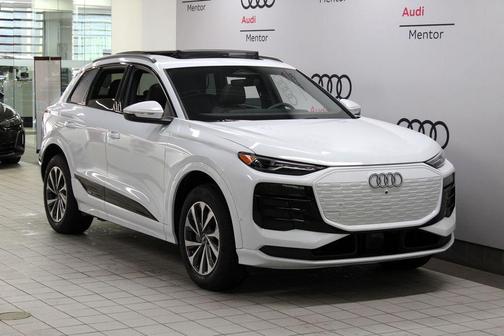 2025 Audi Q6 e-tron Premium quattro