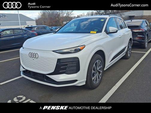 2025 Audi Q6 e-tron Premium quattro