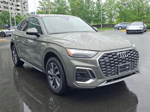 Chronos Gray Metallic 2023 Audi Q5 45 S line Prestige