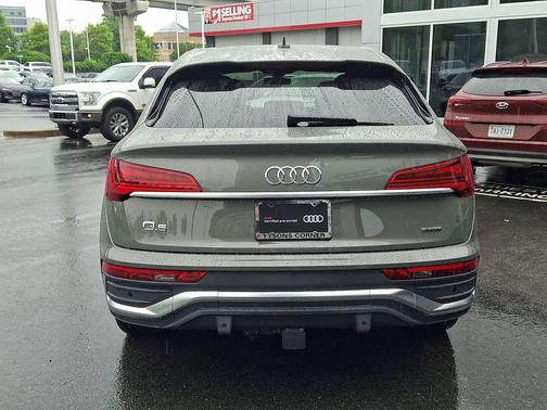 Chronos Gray Metallic 2023 Audi Q5 45 S line Prestige