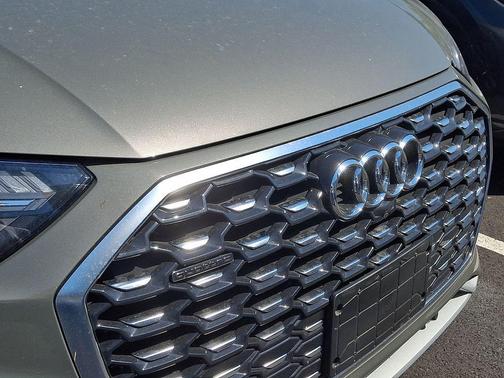 Chronos Gray Metallic 2023 Audi Q5 45 S line Prestige