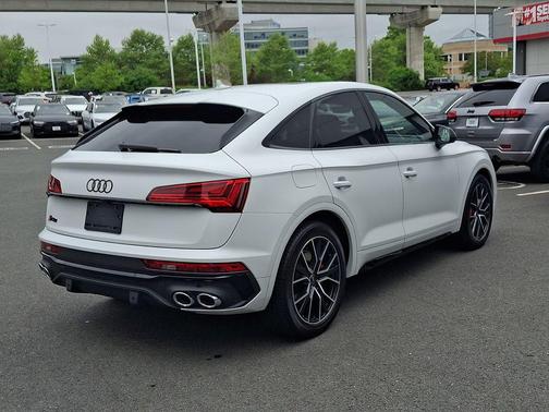 Glacier White Metallic 2024 Audi SQ5 3.0T Premium Plus