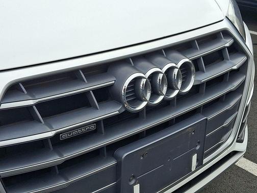 2018 Audi Q5 2.0T Premium