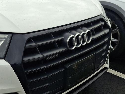 2020 Audi Q5 45 Premium
