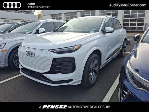 2025 Audi Q6 e-tron Premium Plus quattro