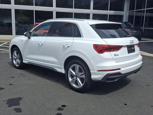 2024 Audi Q3 45 S line Premium Plus