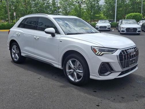2024 Audi Q3 45 S line Premium Plus