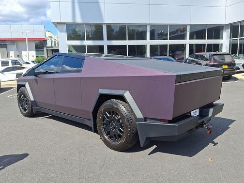 2024 Tesla Cybertruck Cyberbeast