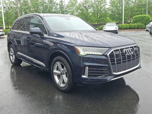 Waitomo Blue Metallic 2023 Audi Q7 45 Premium Plus