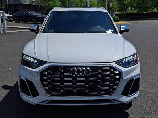 Glacier White Metallic 2023 Audi SQ5 3.0T Premium Plus