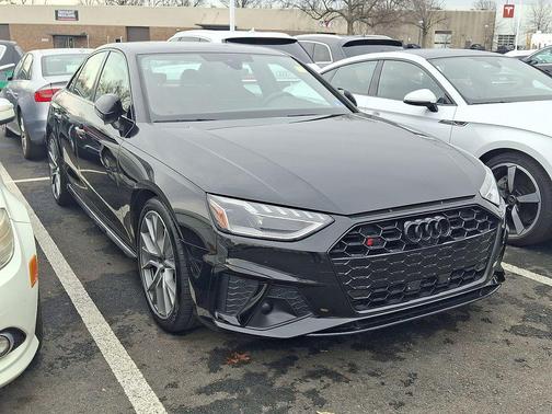 2023 Audi S4 Premium Plus TFSI quattro Tiptronic