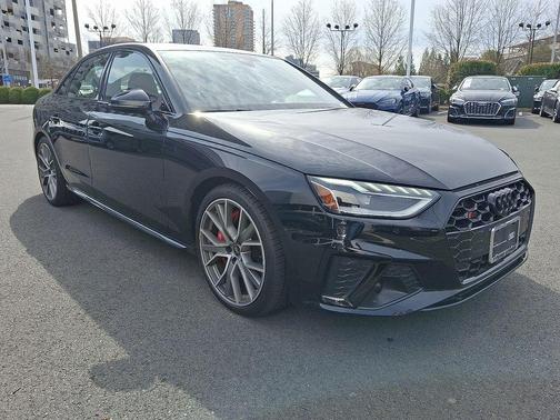 2023 Audi S4 Premium Plus TFSI quattro Tiptronic
