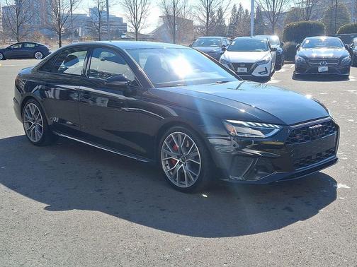 2023 Audi S4 Premium Plus TFSI quattro Tiptronic