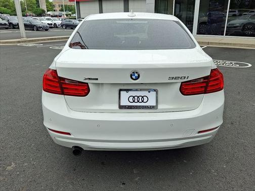 2015 BMW 320 i