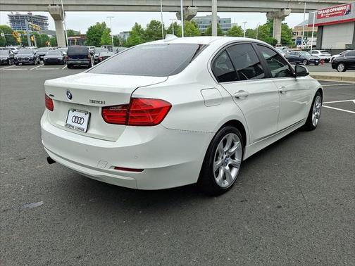2015 BMW 320 i