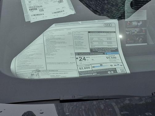 Tambora Gray Metallic 2026 Audi Q5 Premium Plus TFSI quattro S tronic