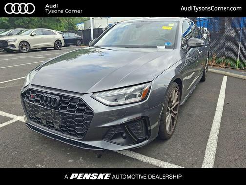Daytona Gray Pearl Effect 2023 Audi S4 Prestige TFSI quattro Tiptronic