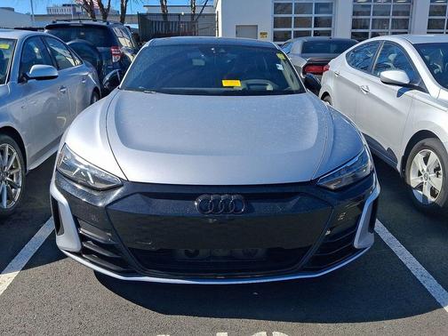 2024 Audi RS e-tron GT quattro