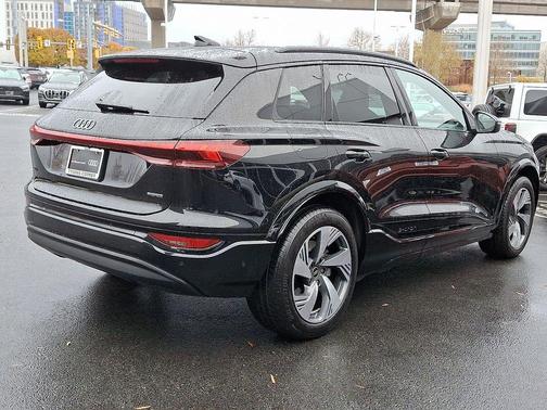 2025 Audi Q6 e-tron Premium Plus
