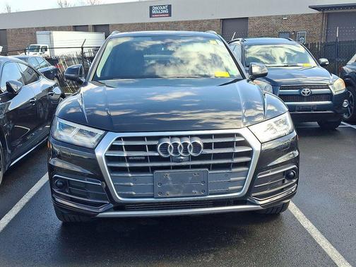 2018 Audi Q5 2.0T Tech Premium