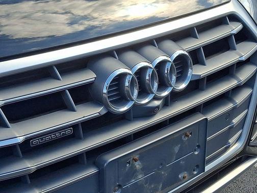 2018 Audi Q5 2.0T Tech Premium