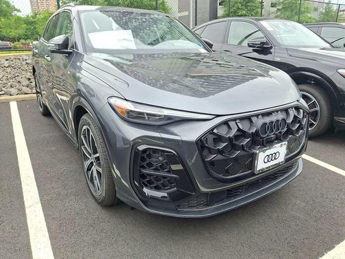 Tambora Gray Metallic 2026 Audi Q5 Prestige TFSI quattro S tronic