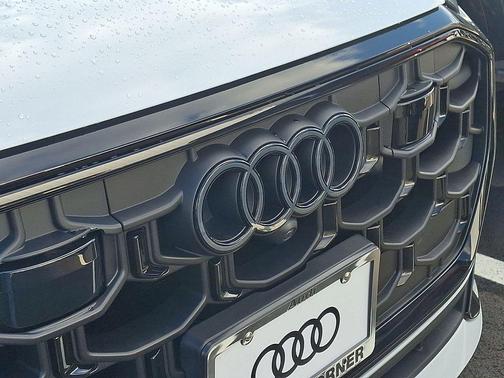 2026 Audi Q8 55 Premium Plus