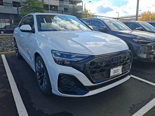 2026 Audi Q8 55 Premium Plus