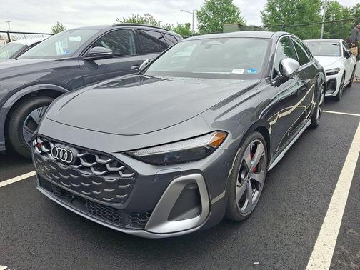 Daytona Gray Pearl Effect 2026 Audi S5 Premium Plus TFSI quattro S tronic