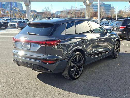 2025 Audi SQ6 e-tron Prestige quattro