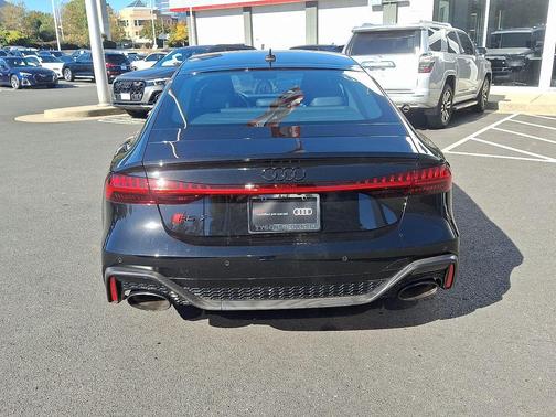 2025 Audi RS 7 4.0T Performance