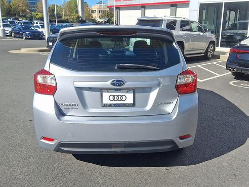 2012 Subaru Impreza 2.0i