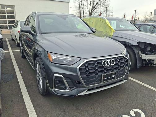 2021 Audi Q5 Premium Plus 55 TFSI e quattro S tronic