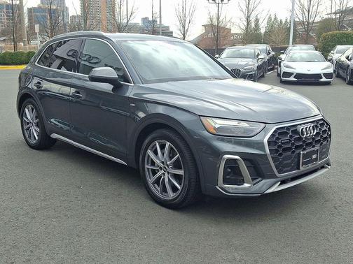 2021 Audi Q5 Premium Plus 55 TFSI e quattro S tronic